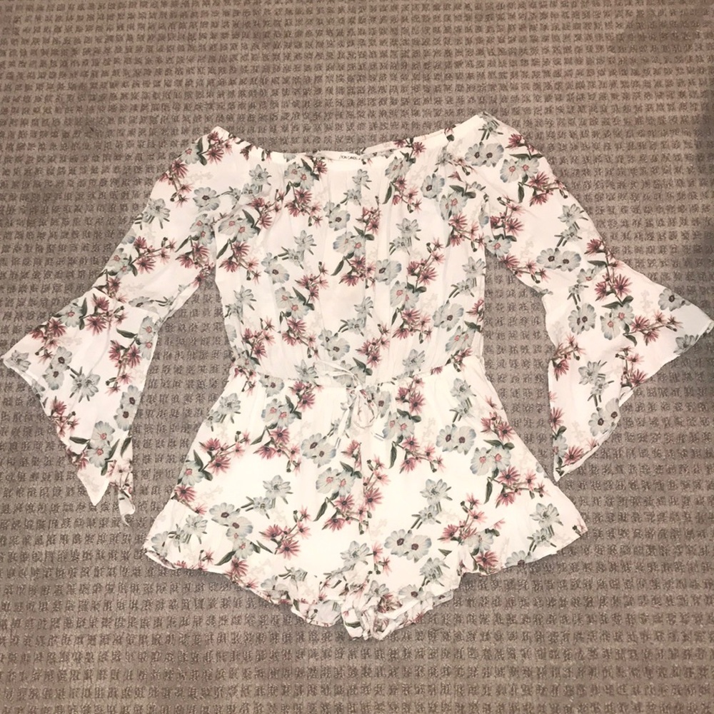 FLORAL ROMPER